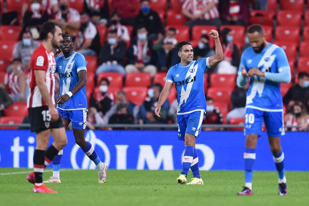 Álvaro García y Radamel Falcao son los encargados de anotar en la victoria 1-2 del Rayo Vallecano en su visita al Athletic de Bilbao.
