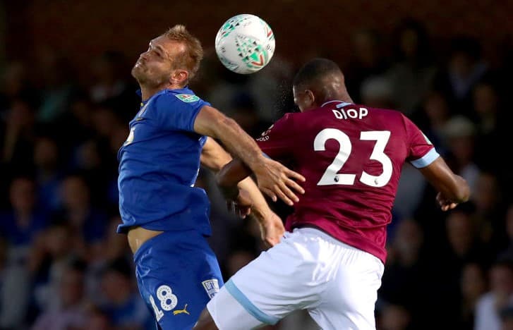 Issa Diop fue la gran figura del partido y en sus pies estuvo el tanto del empate al minuto 18 del segundo tiempo para el 1-1.