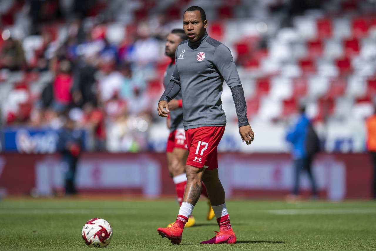 Empate de último minuto entre el Cruz Azul y el Toluca dejan marcador de 3-3 en esta jornada. Doblete por parte de Leonardo Fernández de Toluca y gol de Alexis Canelo, por Cruz Azul marcaron Santiago Gimenes, Elías Hernández y Jonathan Rodríguez.