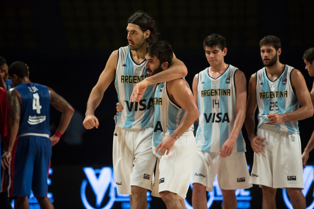 Los finalistas obtienen el boleto olímpico y del tercero al quinto el derecho a disputar el preolímpico mundial de 2016.