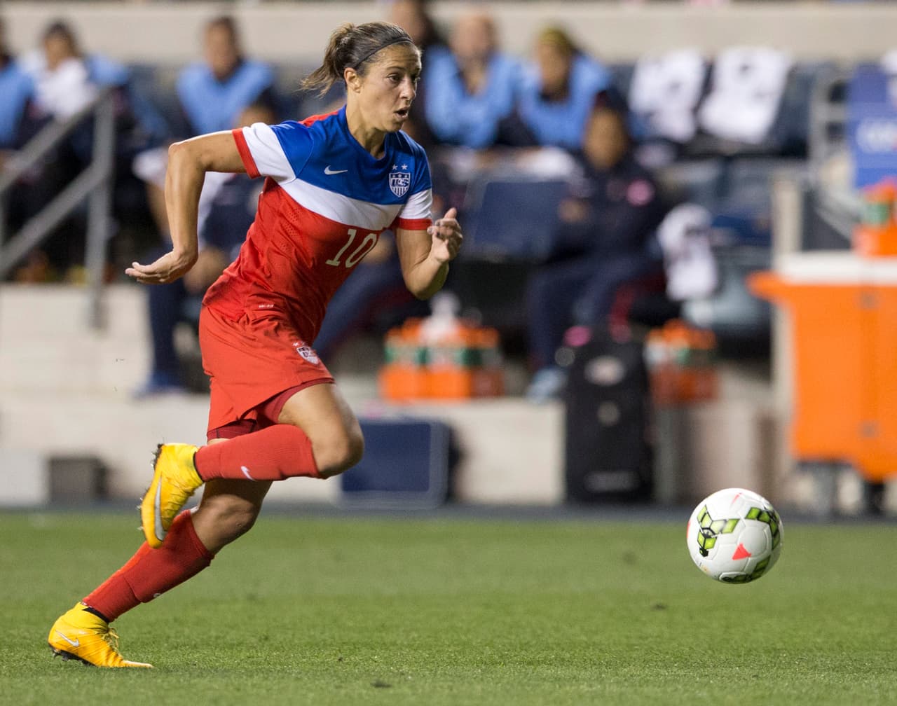 CARLI LLOYD (USA) | Está entre las 10 jugadoras con más participaciones en la selección, con 195 partidos jugados. Actualmente milita para el Houston Dash.
