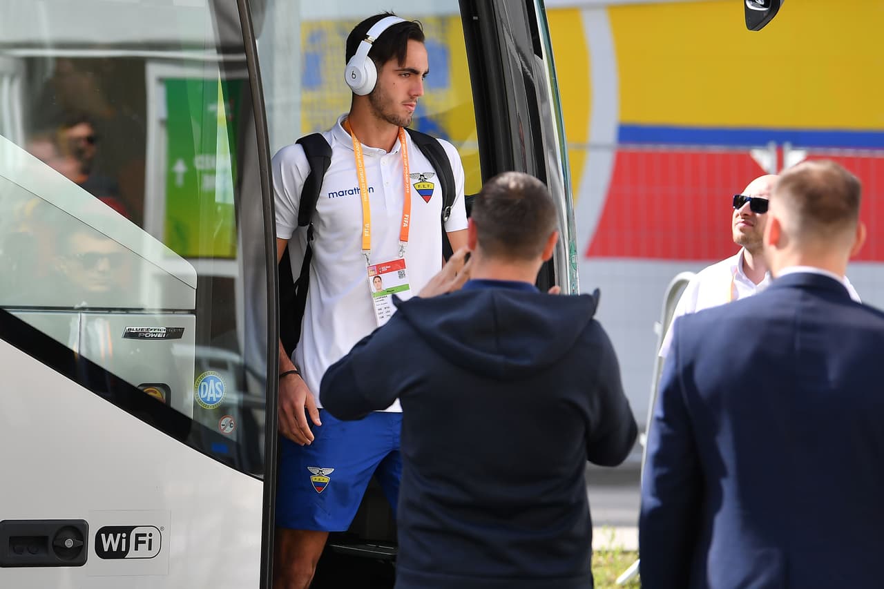 Misma historia para los ecuatorianos, ya que en dos juegos no habían podido ganar aún.