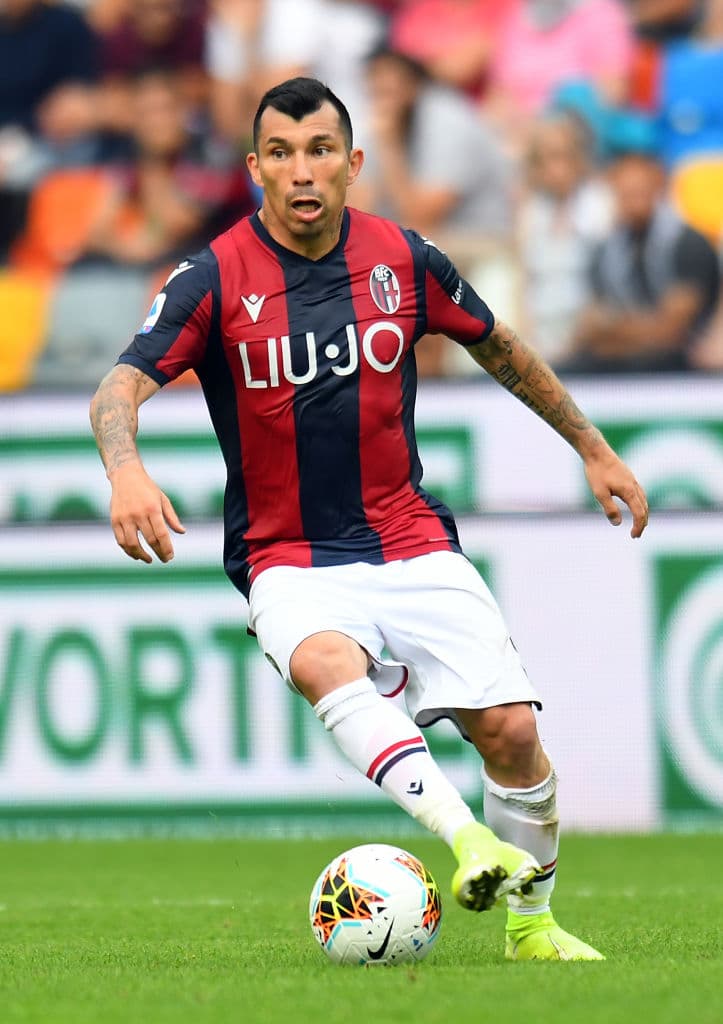 El 29 de agosto de 2019 a sus 32 años, Gary Medel ficha por el Bologna y firma regreso a las Serie A de Italia.