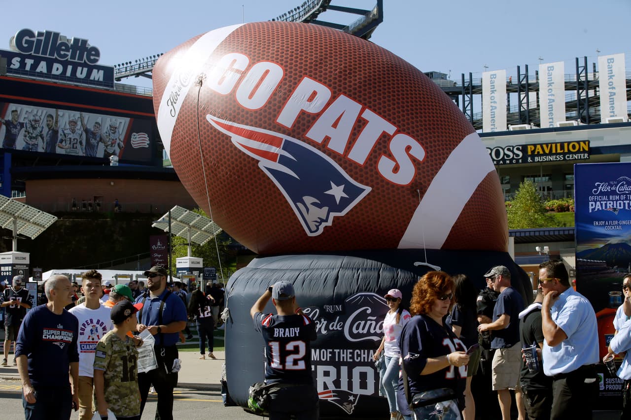 Cowboys y Patriots los más afectados si NFL juega sin aficionados