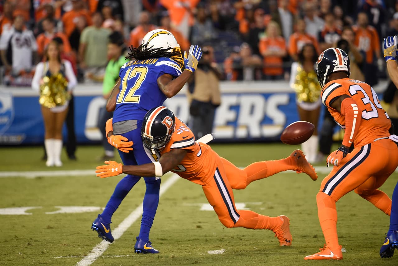 San Diego hizo lo justo para controlar a la ofensiva de Denver que no pudo contener los goles de campo de Josh Lambo y Philip Rivers y compañía lograron su segunda victoria en el Qualcomm Stadium.