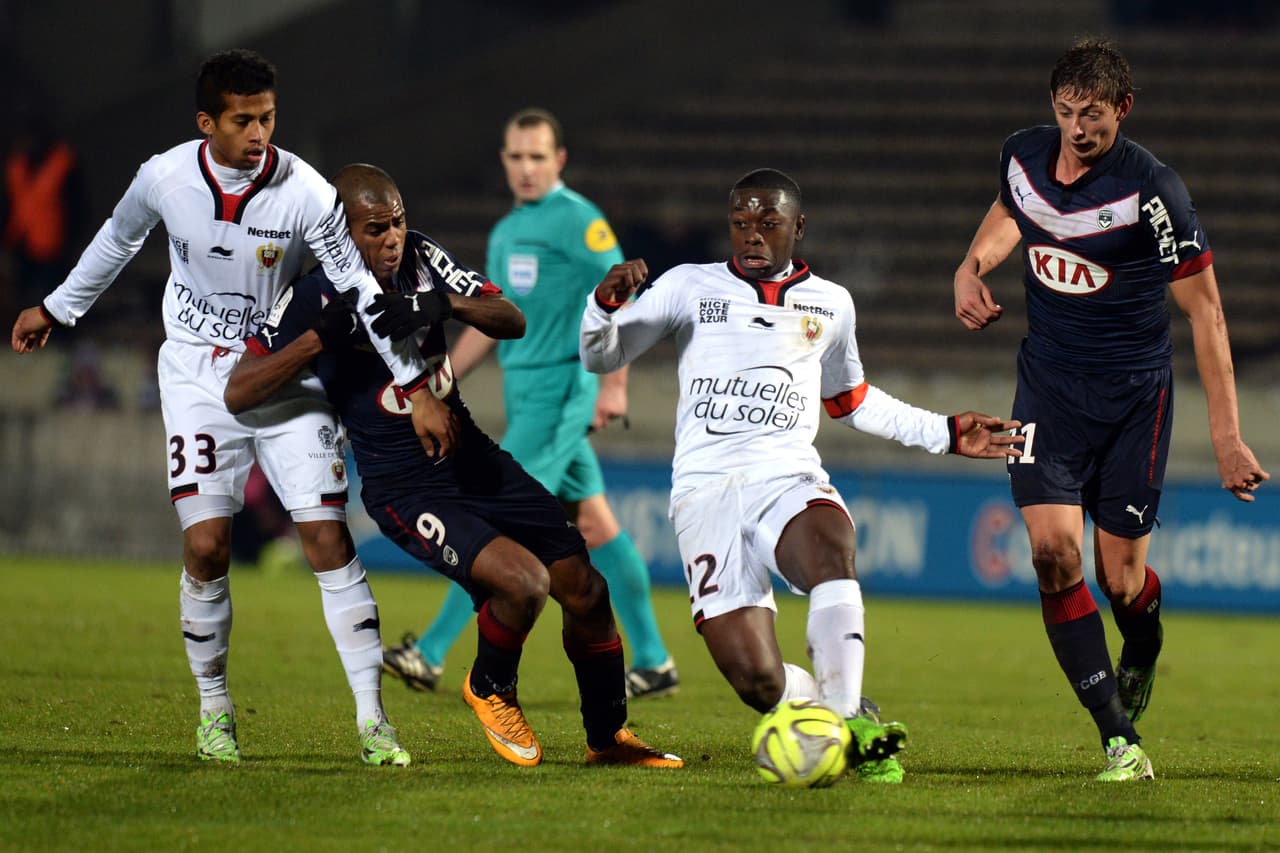 Niza sacó un empate de Burdeos