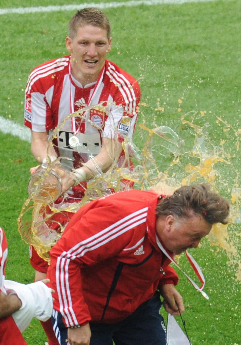Jugando en el centro del campo, Schweinsteiger catapultó al Bayern Múnich al título de la Bundesliga en el 2010 y a la final de la Champions en el Santiago Bernéu.
