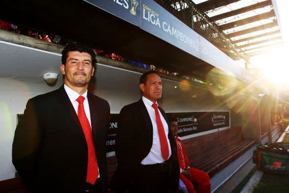 José Manuel de la Torre tiene 48 años, nació el 13 de Noviembre de 1965.