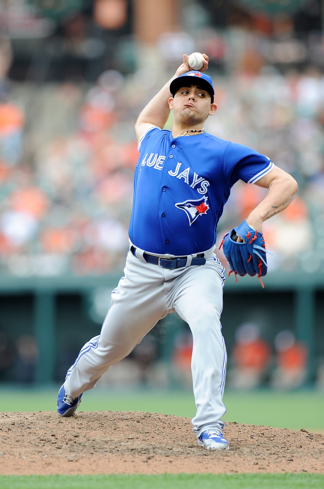 El esfuerzo de Osuna para llegar a sostenerse en la liga de béisbol más importante del mundo estuvo cultivada por su vida en el campo en su natal Juan José de los Ríos.