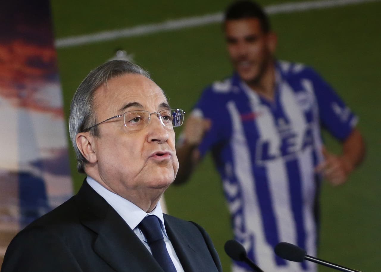 Florentino Pérez, presidente del Real Madrid, resaltó que el lateral izquierdo quiso vestir la camiseta blanca "por encima de todo".
