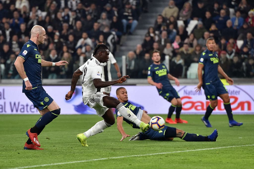 El delantero italiano de origen marfileño Moise Kean abrió el marcador apenas a los 11 minutos de juego, definiendo en el área.