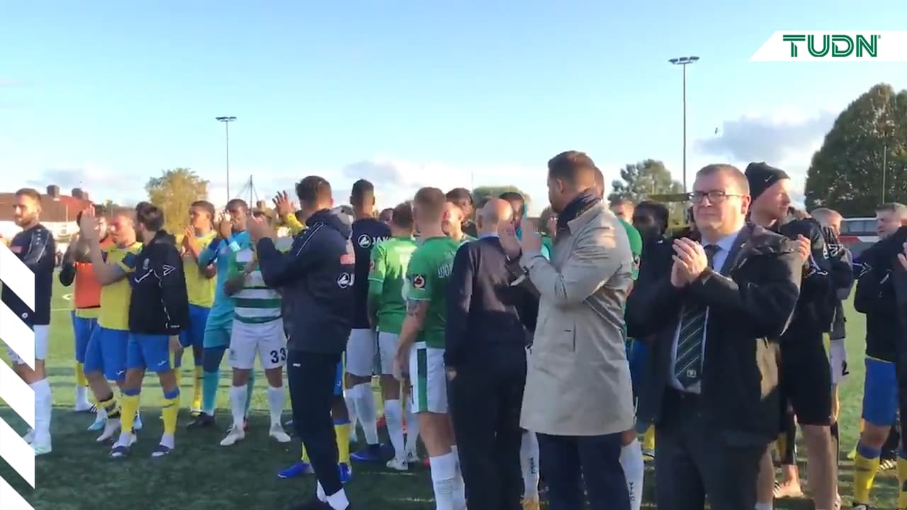 Jugadores en Inglaterra abandonan partido de la FA Cup por insultos racistas