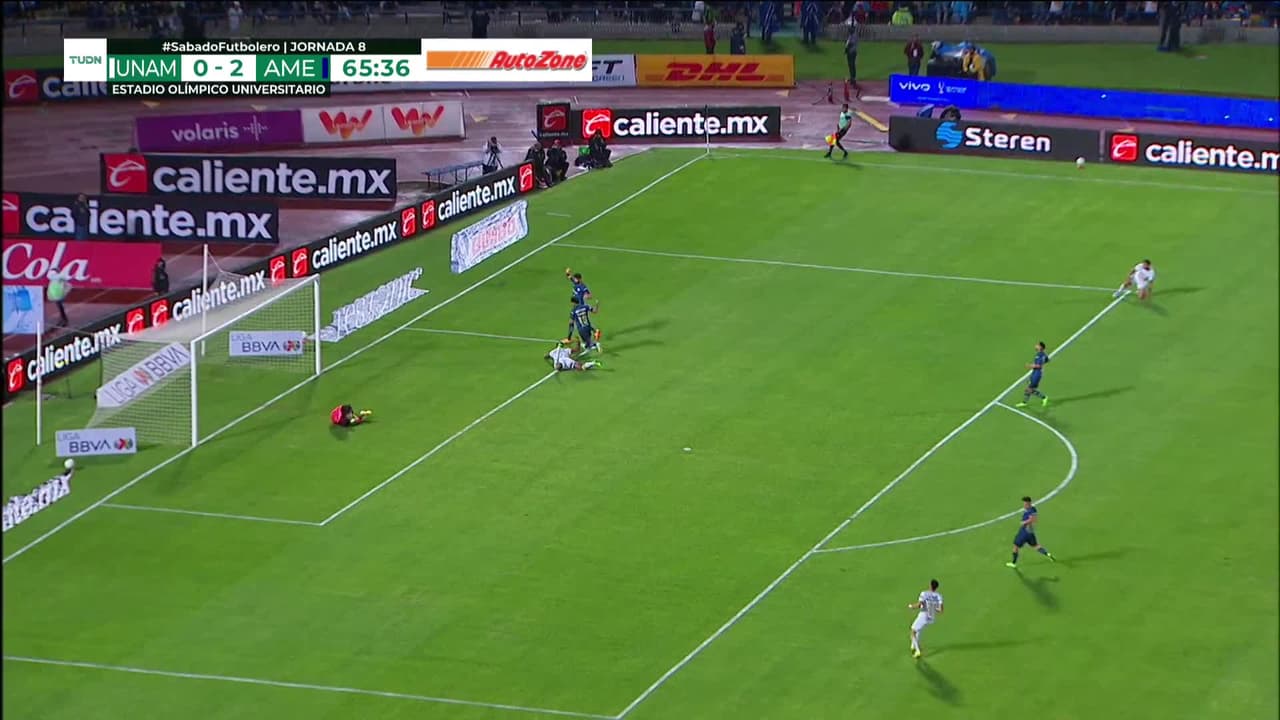 ¡TIRO ATAJADO! disparo por Diogo.