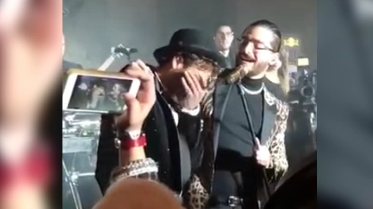 Neymar celebra su cumpleaños con un fiestón y llora por culpa de Maluma