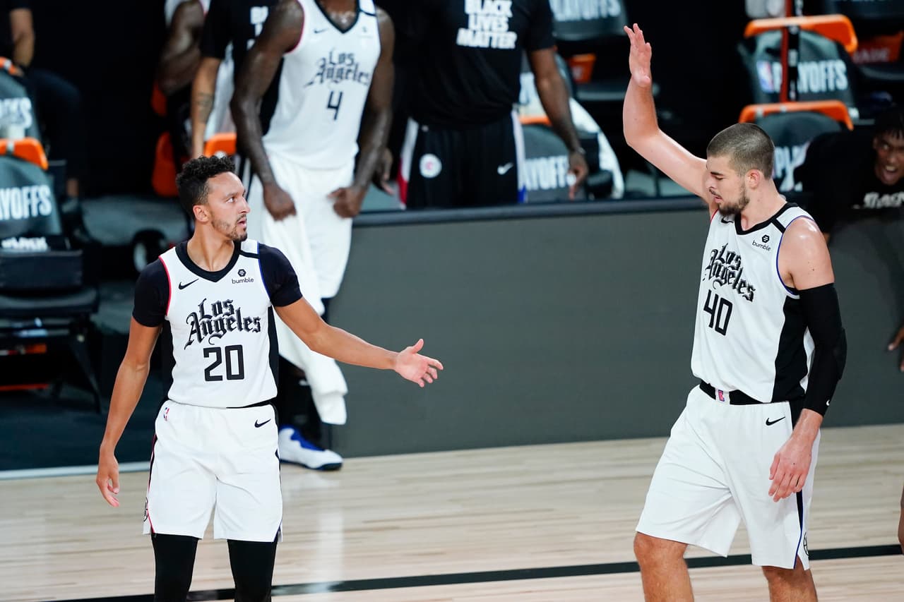 El equipo angelino toma la ventaja en la serie 2-1.