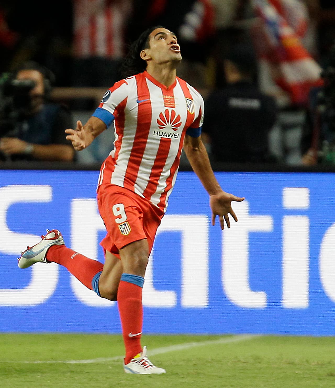 El 'Tigre' esperó, vio el espacio y puso a celebrar a los atléticos que ya se ilusionaban con un nuevo título en su palmarés.