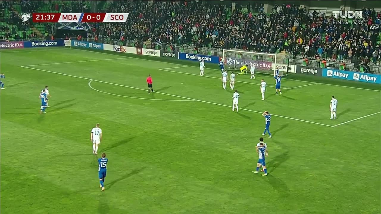 ¡TIRO ATAJADO! disparo por Artur Ionita.