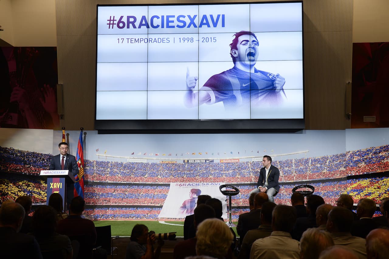 Xavi recibió un emotivo homenaje de despedida por parte del Barcelona y personajes importantes en su carrera, aquí las mejores imágenes.
