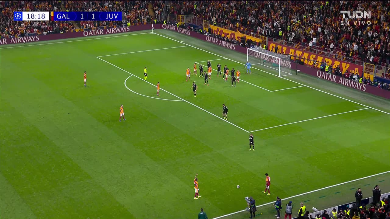 ¡TIRO ATAJADO! disparo por Abdülkerim Bardakci.