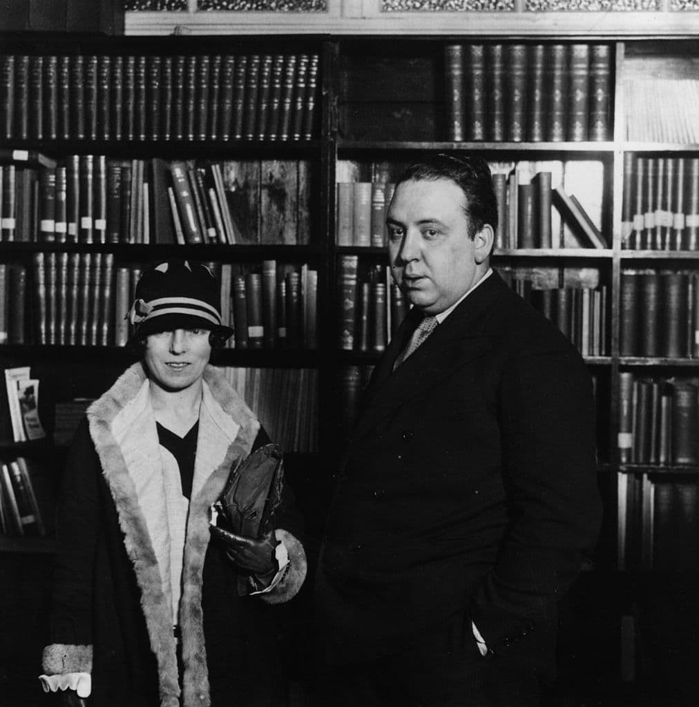 Vertigo (1958) - Scottie Fergusson es un detective de la policía de San Francisco que padece de vértigo. Cuando un compañero cae al vacío desde una cornisa mientras persiguen a un delincuente, Scottie decide retirarse.
<br>