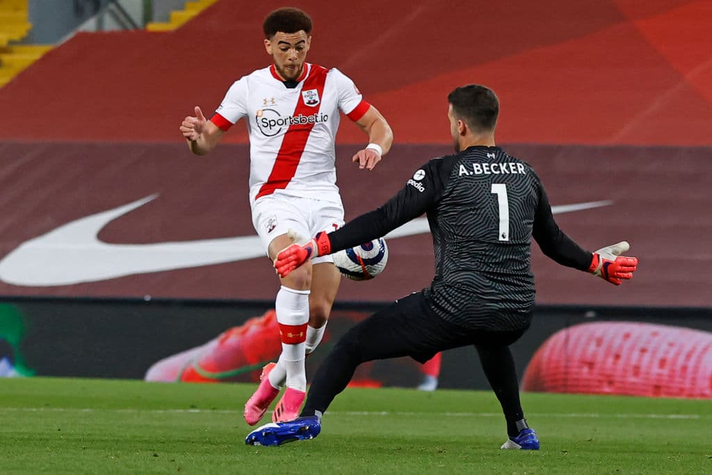 Sadio Mané y Thiago Alcántara le vuelven a poner una sonrisa al Liverrpool luego de haber empatado tres partidos consecutivos.