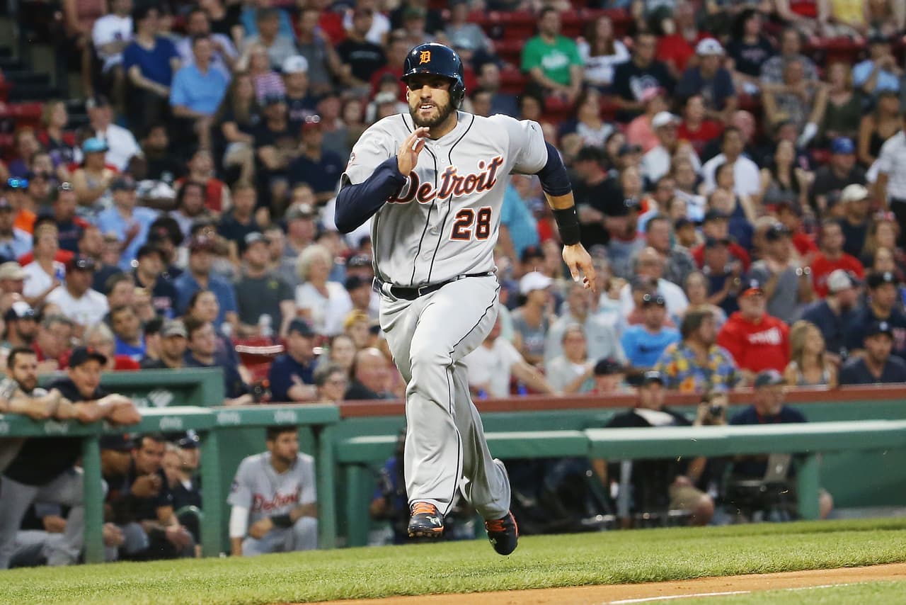 Medias Rojas ofrecen 125 millones de dólares por cinco años al cubano J.D. Martínez