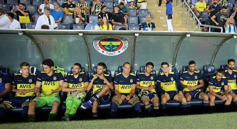 Diego Reyes provoca el empate del Fenerbahce