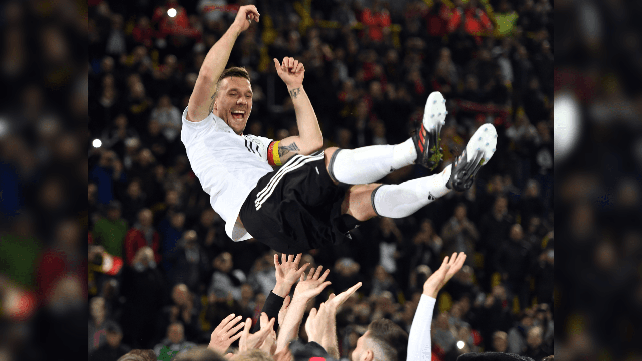 <b>Sucesos inolvidables</b>
<br>Entre 2014 y 2015, Lukas Podolski tuvo dos grandes fortunas en su vida que nunca olvidará.