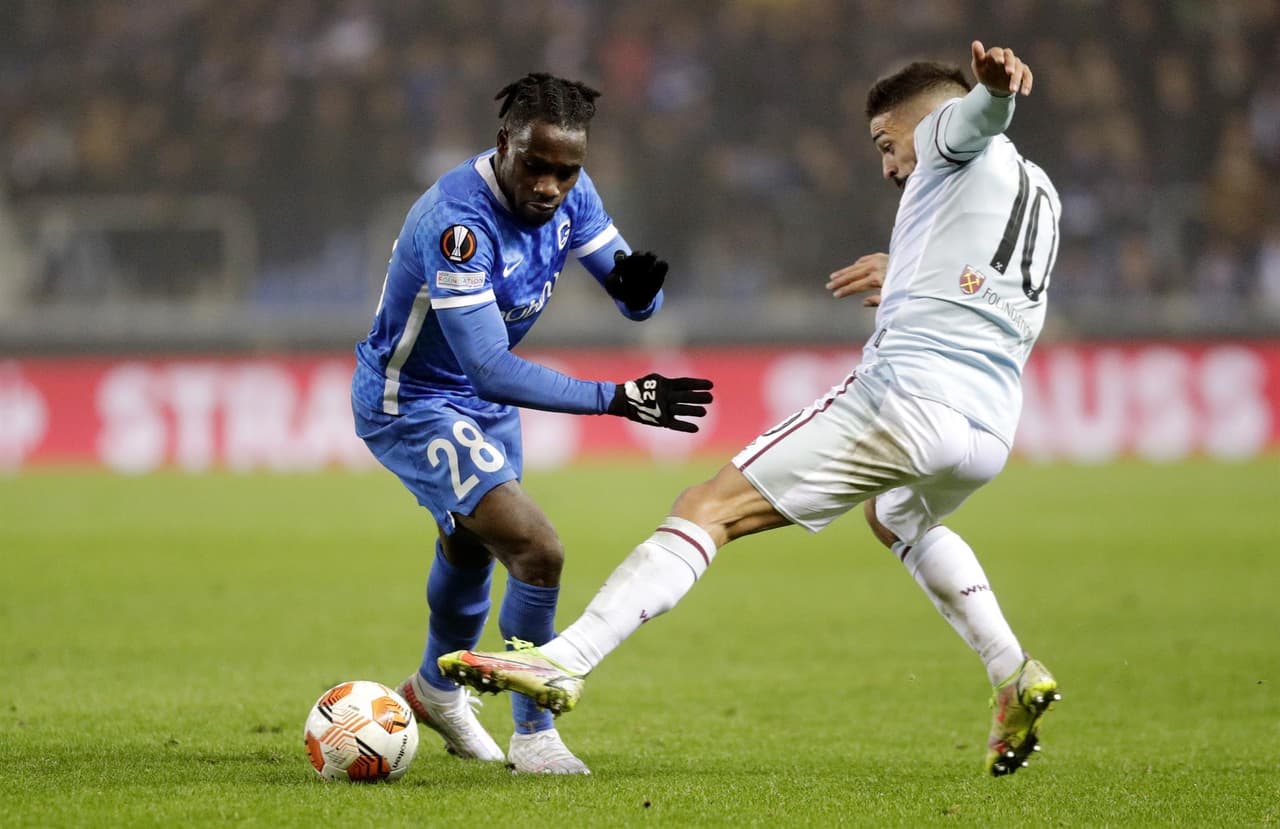 Genk iguala marcador ante el West Ham United 2-2 durante la cuarta fecha de la UEL. El mexicano Gerardo Arteaga fue titular y jugo los 90 minutos del encuentro.
