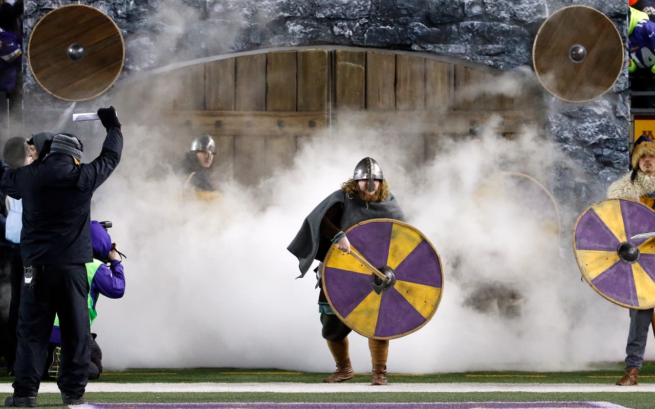 Los Vikings regresaron a los Playoffs desde el 2012 gracias a su victoria vs. Giants 49-17. Aquí las mejores tomas.