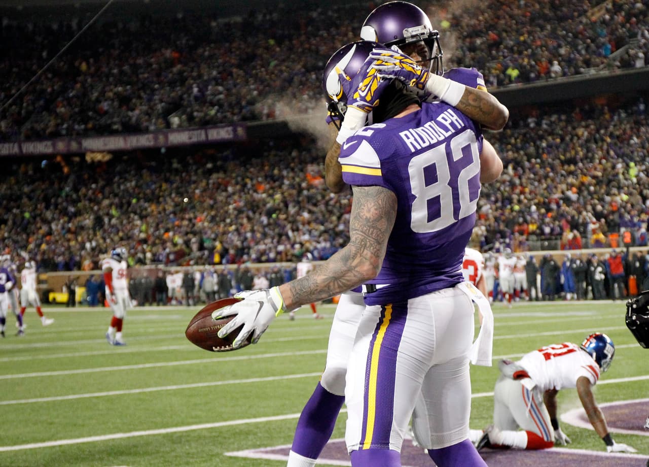 Los Vikings regresaron a los Playoffs desde el 2012 gracias a su victoria vs. Giants 49-17. Aquí las mejores tomas.
