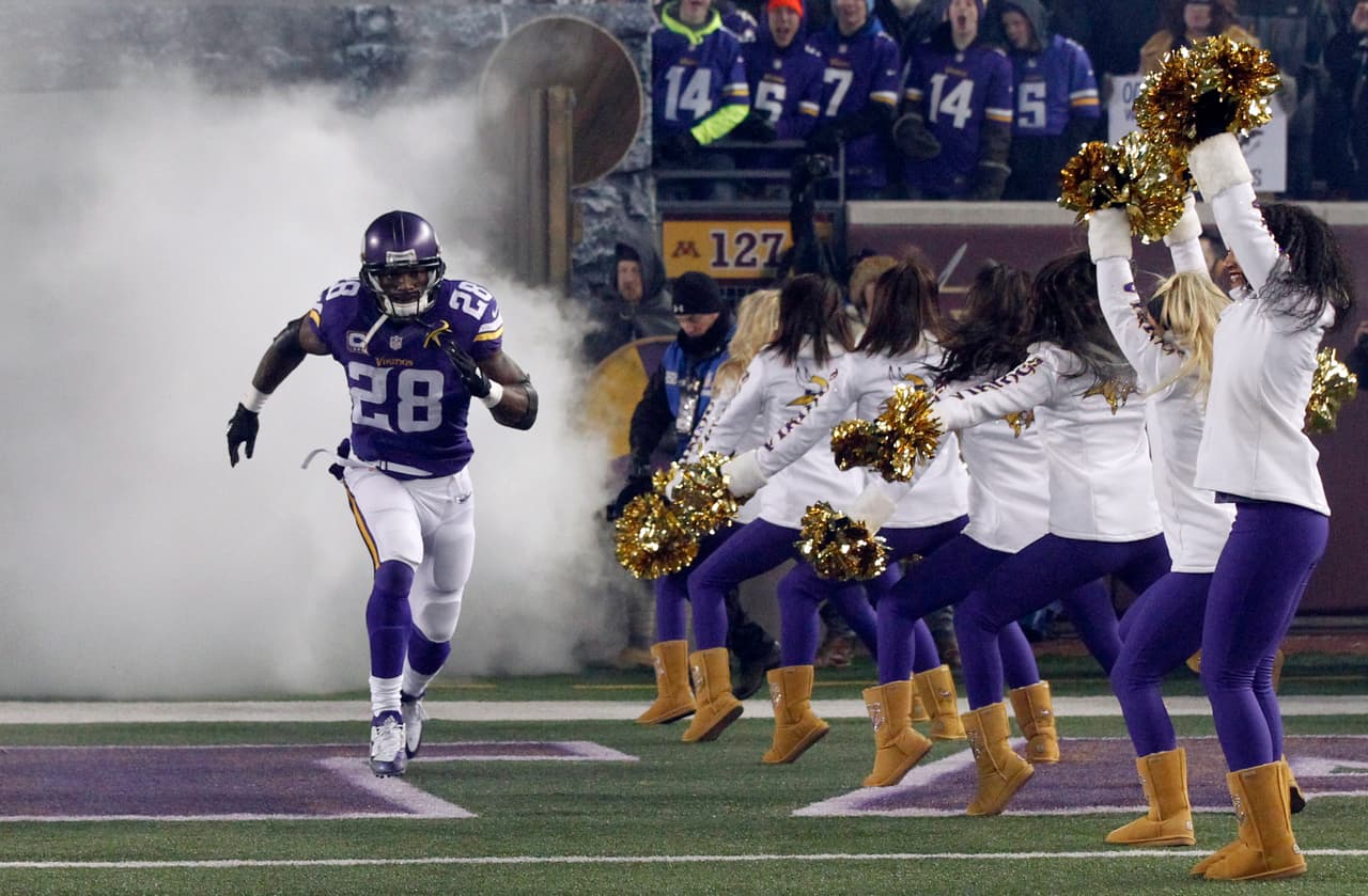 Los Vikings regresaron a los Playoffs desde el 2012 gracias a su victoria vs. Giants 49-17. Aquí las mejores tomas.