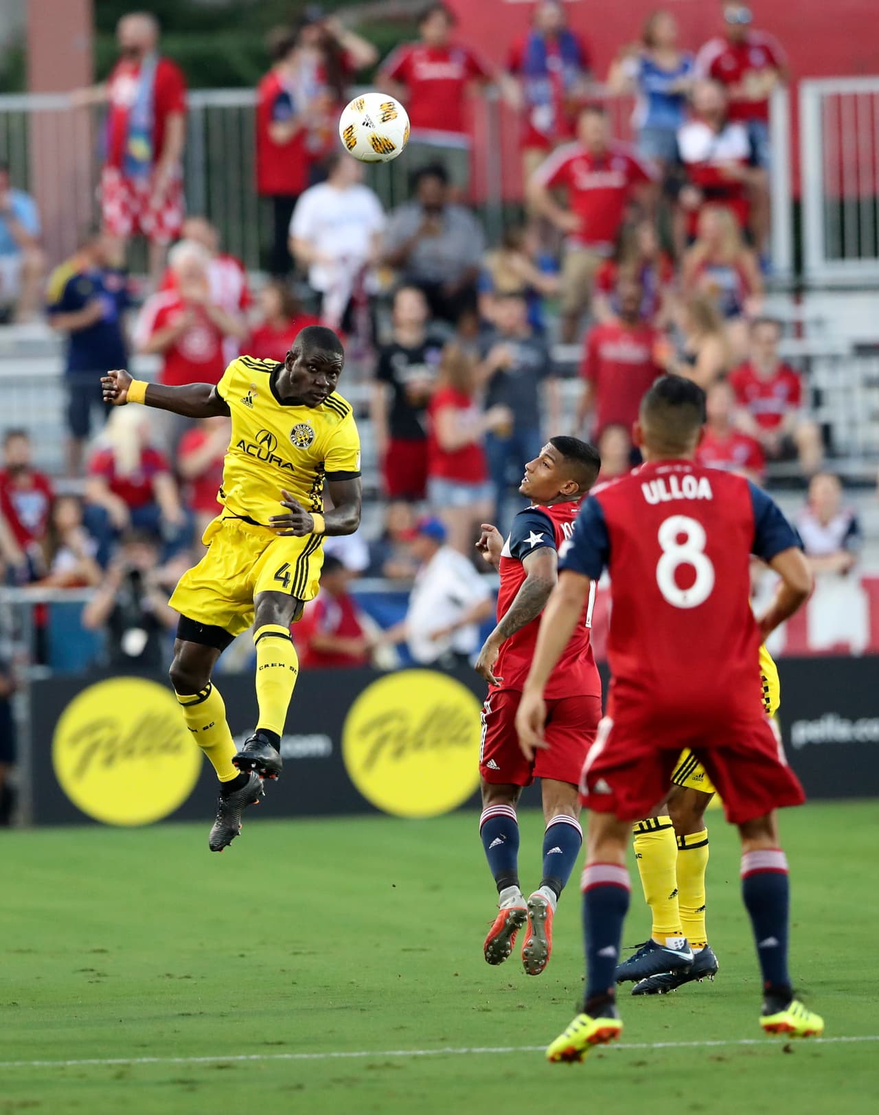 Columbus se metió a la difícil fortaleza del líder del Oeste, FC Dallas, y salió ileso en un encuentro sin goles ya que en la zaga Jonathan Mensah estuvo a la altura de las exigencias.