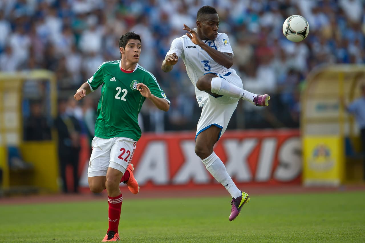 ¿Romperá México su racha de malos resultados en suelo hondureño… o la garra catracha mantendrá su hegemonía como local ante su odiado rival? Esto lo sabremos en los próximos 90 minutos de juego que podrás seguir en Univision Deportes.