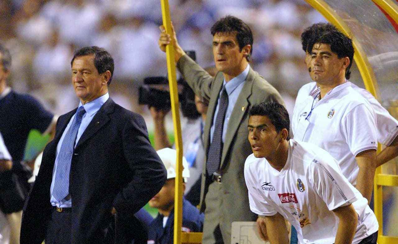 Este duelo tuvo repercusiones en el seno azteca pues tras la derrota Enrique Meza dejaría de ser entrenador de la selección y dejaría a México al borde de la eliminación.