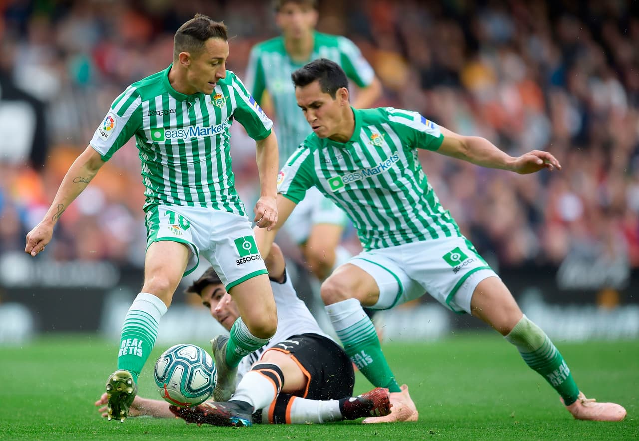 Betis tuvo el empate ante una mala salida de Cillessen.