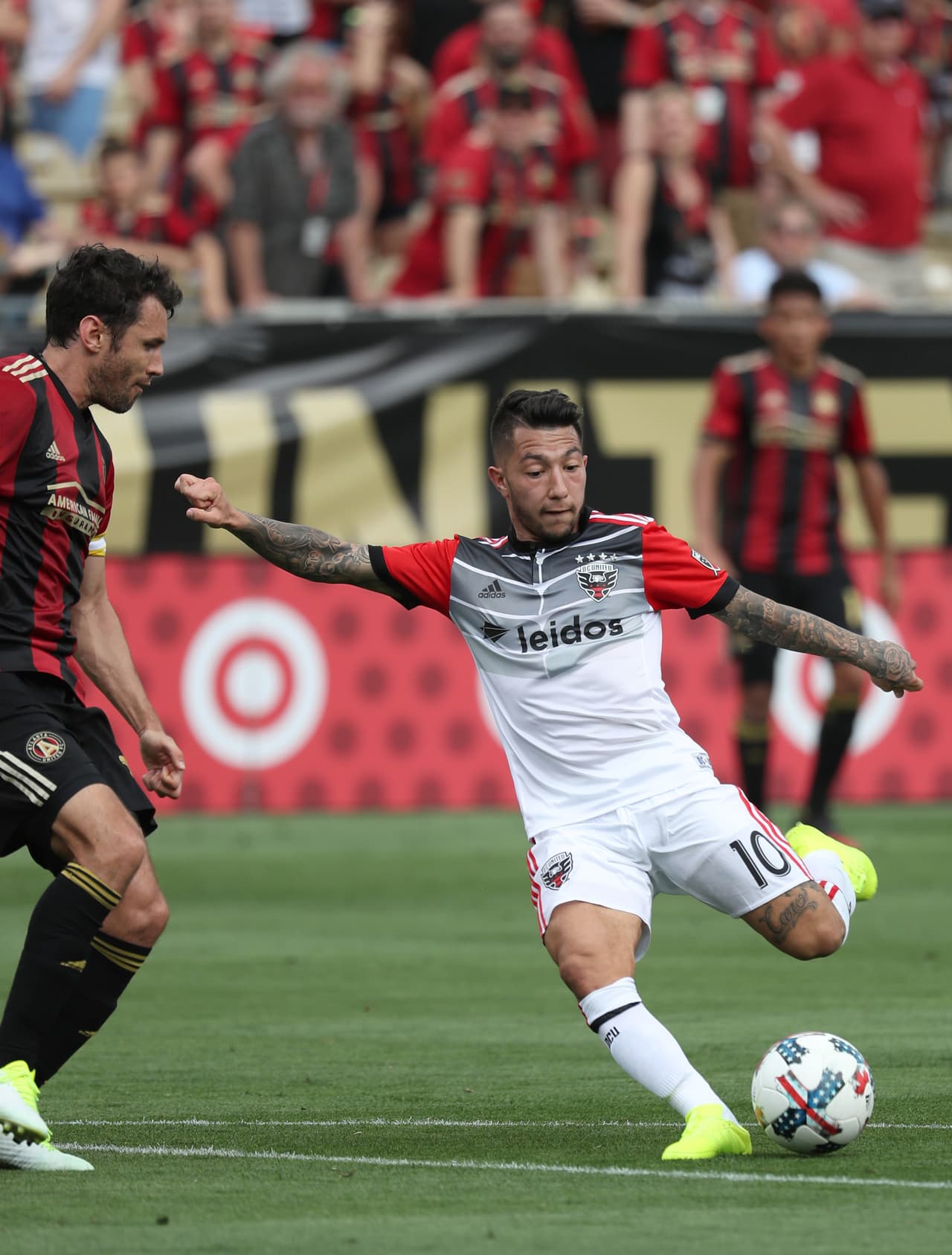 Luciano Acosta registró un gol y una asistencia en el sorprendente triunfo por 3-1 de D.C. United ante Atlanta United. (USA Today Images)
