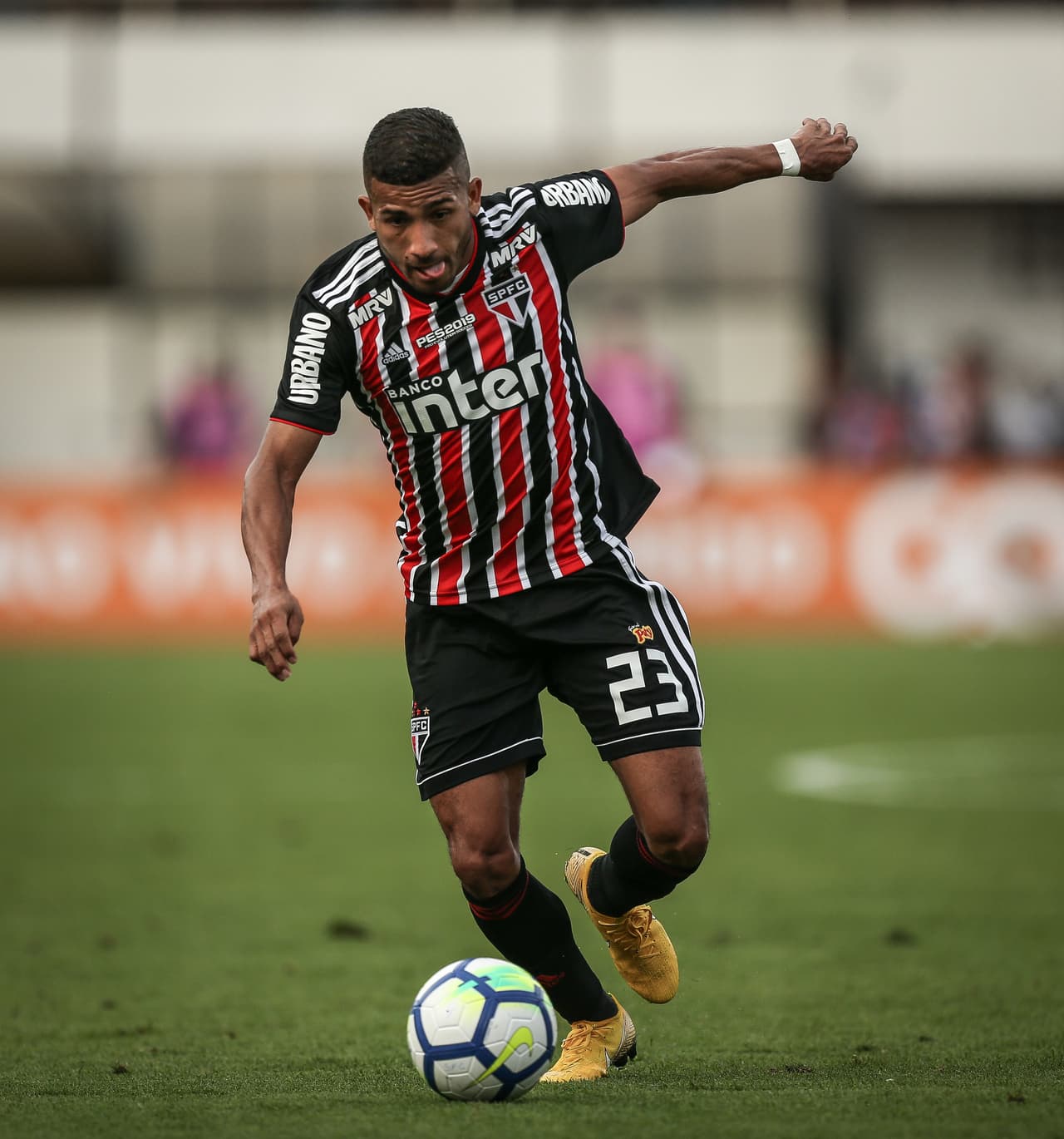 Dani Alves dedica mensaje a Joao Rojas, ex de Cruz Azul