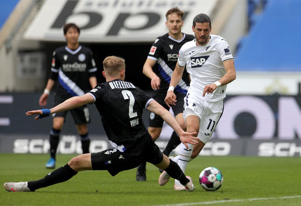 Arminia Bielefeld no deja que el Hoffenheim les gane en casa y empatan 1-1.