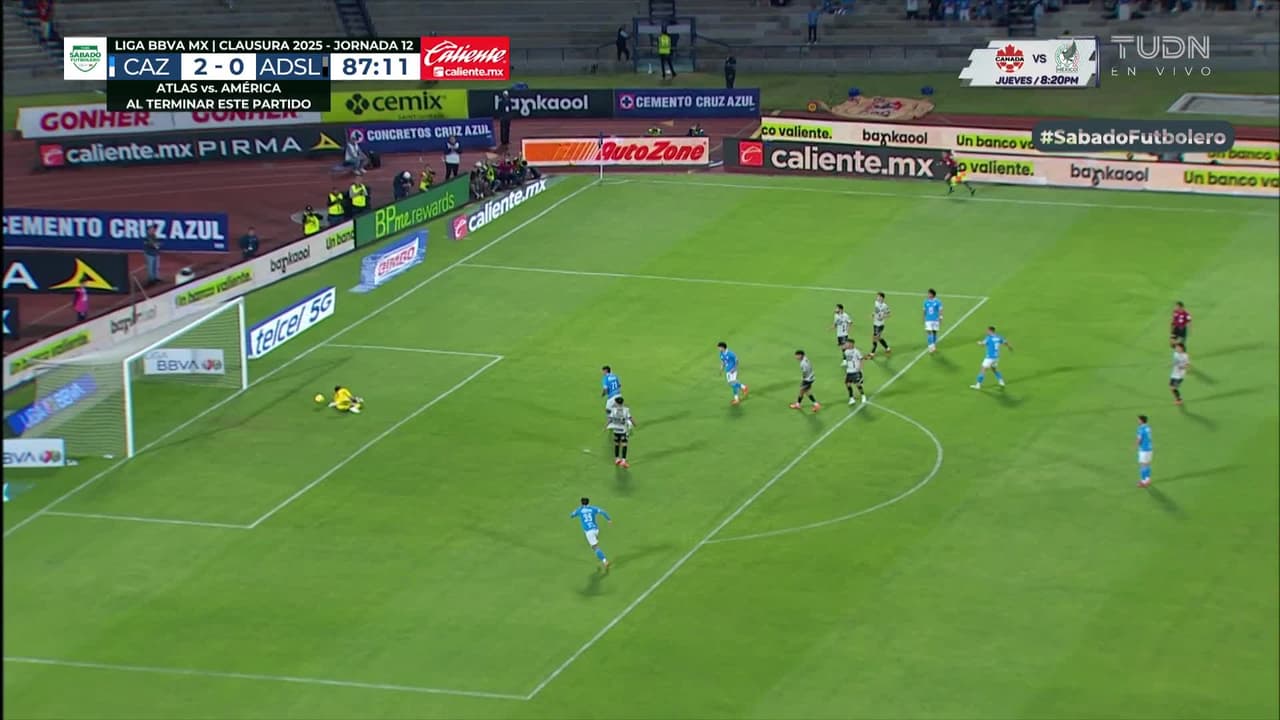 ¡Goleada en CU! La Máquina marca el tercer gol del partido