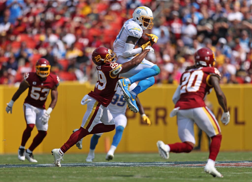 Los Angeles Chargers suman su primera victoria de la temporada ante Washington con marcador de 20-16. Justin Herbert y Kyzir White lideraron la remontada de los 'Bolts'.
