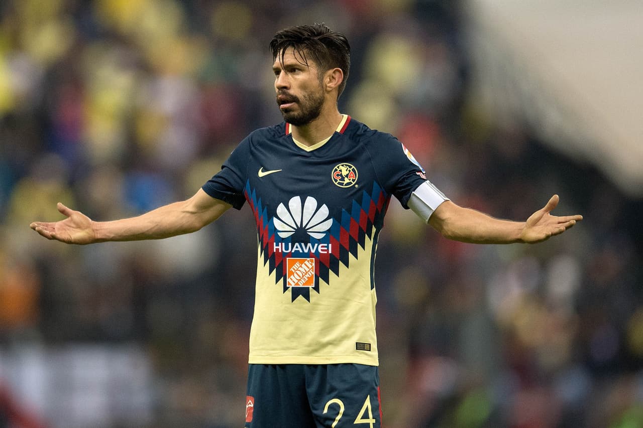 Desde la Ciudad de México, Oribe Peralta quiere mantener el estatus de figura máxima del América y al mismo tiempo levantar algún trofeo.