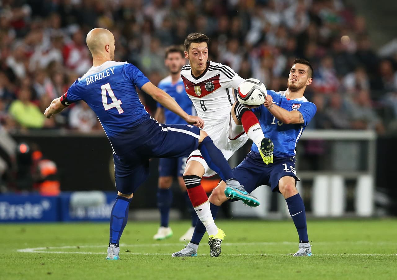 El Grupo A lo integran Estados Unidos, Panamá, Haití y Honduras. Hay quien considera éste como el ‘grupo de la muerte’ por lo parejo en el nivel de los contendientes, particularmente el de EEUU, Panamá y Honduras.