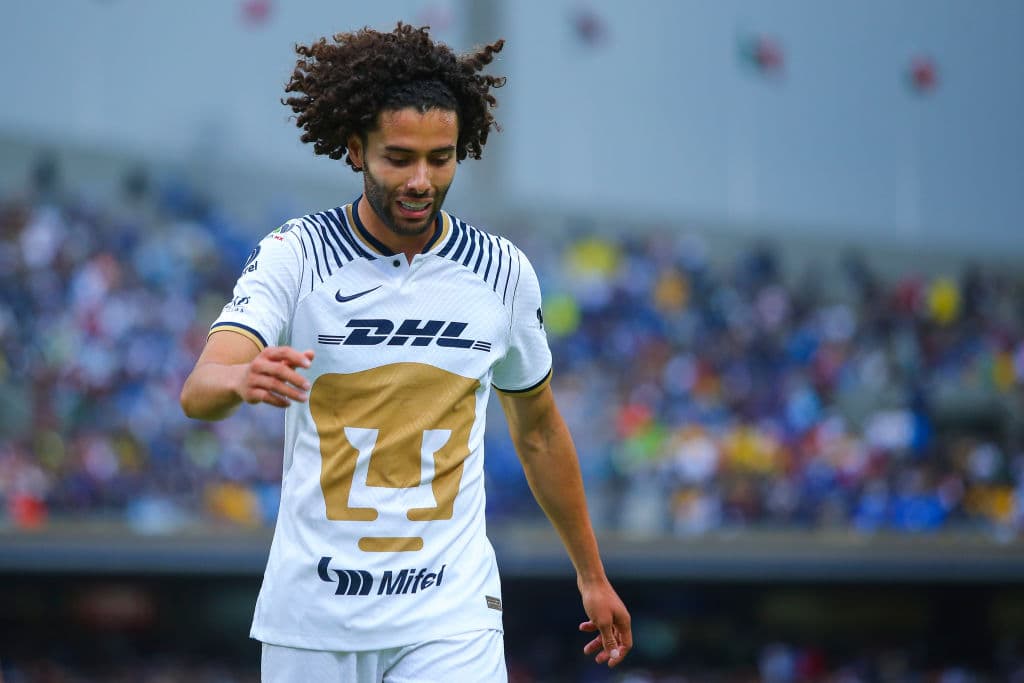 César Huerta admite que existió cierta tensión en el vestidor de Pumas