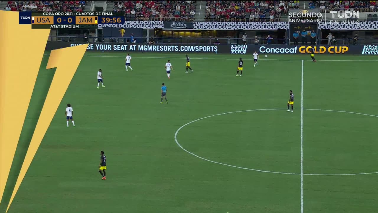 ¡TIRO ATAJADO! disparo por Cory Burke.