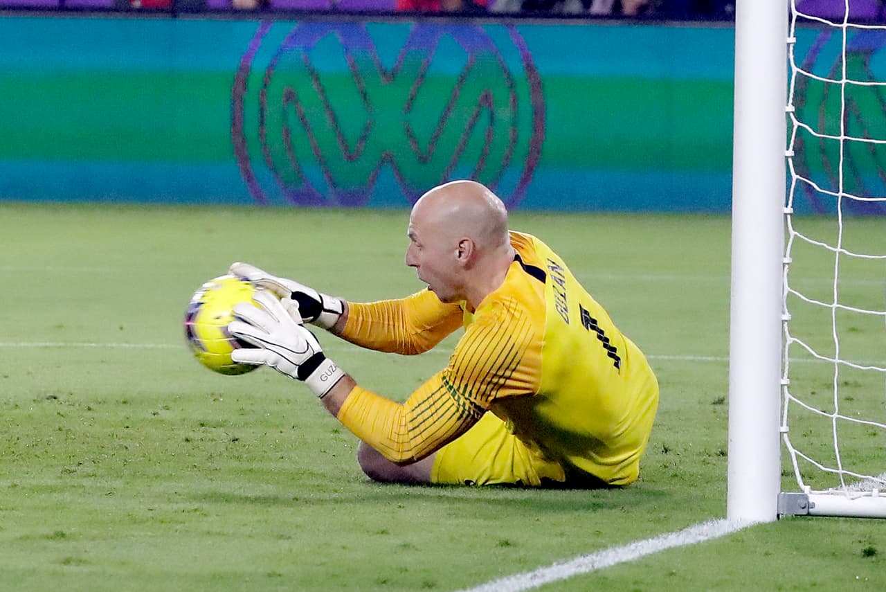 Con doblete de Zardes sumado a las anotaciones de Morris y Long, la Selección de Estados Unidos goleó 4-1 a Canadá en un intenso partido.