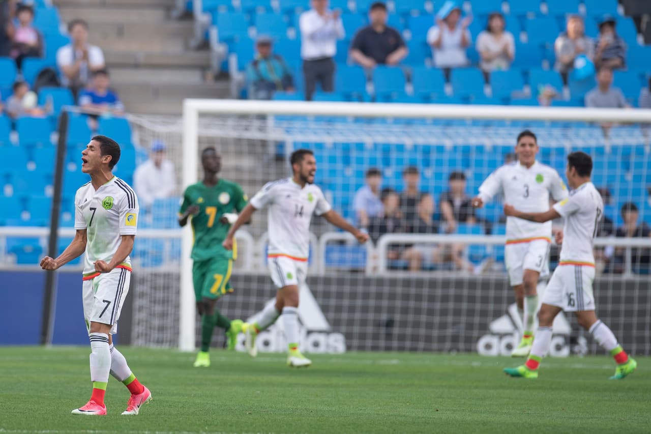 México jugará los cuartos contra Inglaterra, uno de los favoritos en el torneo, en Cheonan el próximo 5 de junio a las 11.00 GMT.