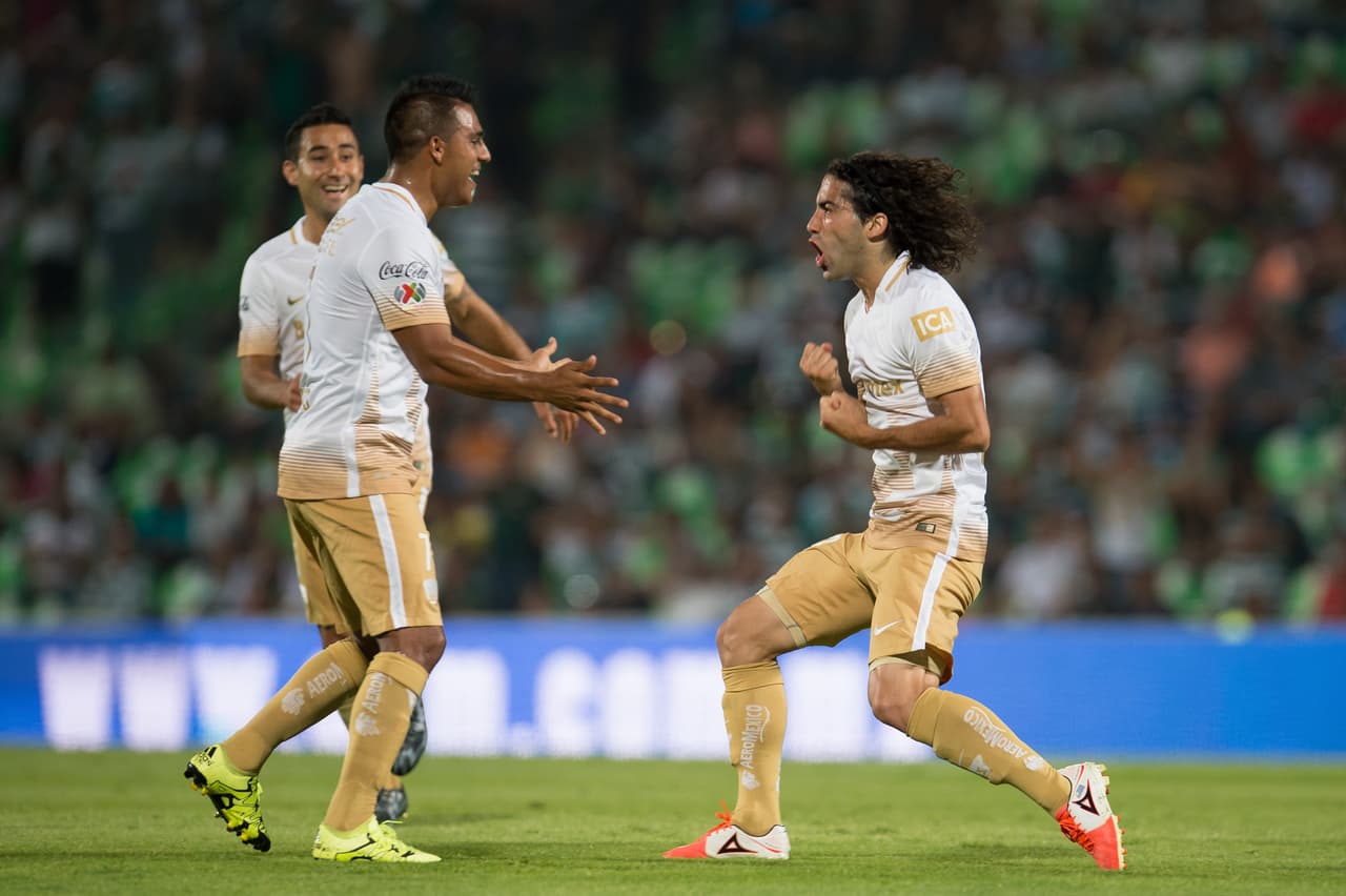 En delantera tenemos a 3 de los mejores ofensivos del momento, comenzamos con Matías Britos. El delantero de Pumas está enrachado, el uruguayo anotó el primer gol de los felinos ante Santos y abrió el camino para el triunfo.