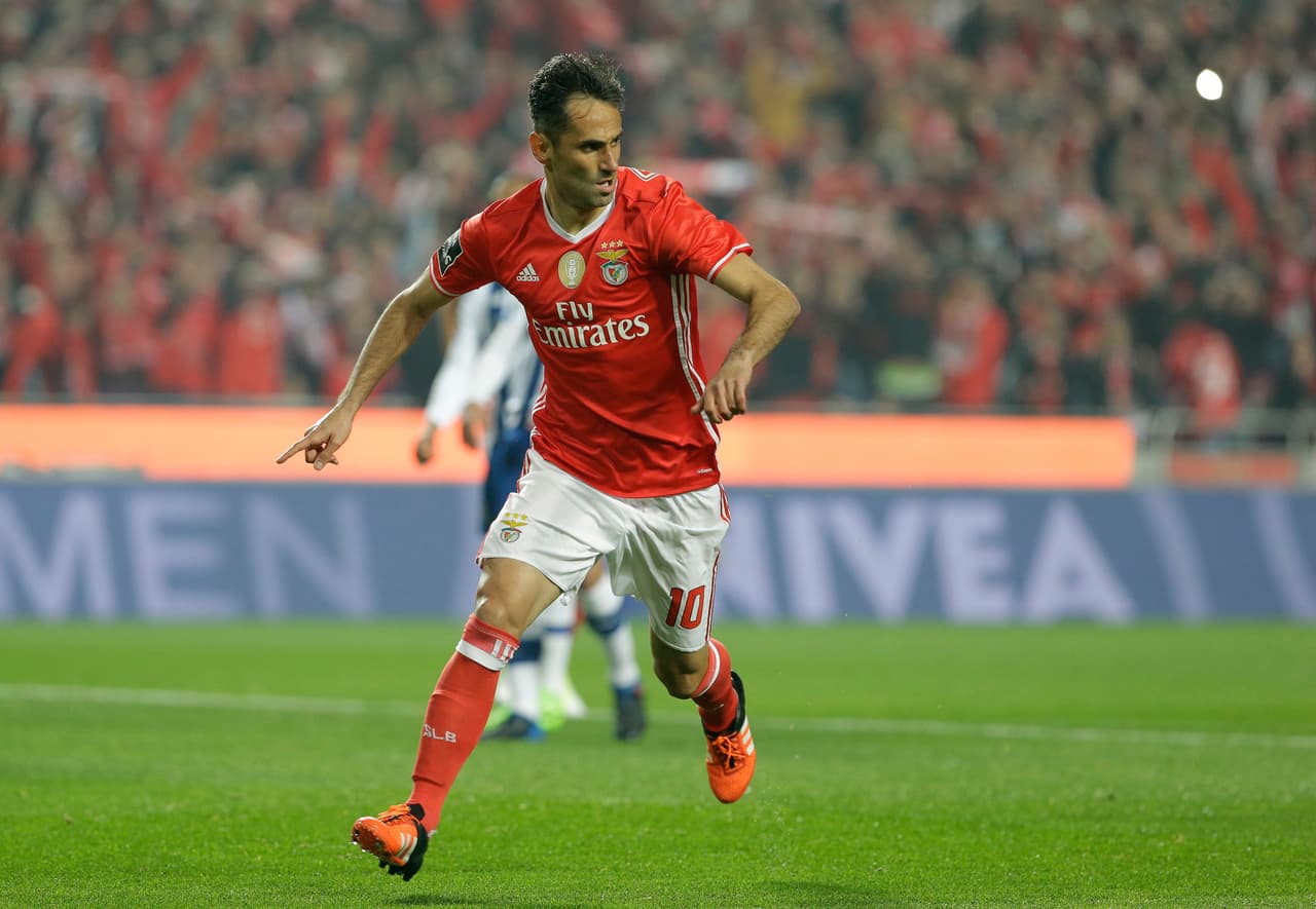 La playera local de Benfica fue destacada por la publicación inglesa.