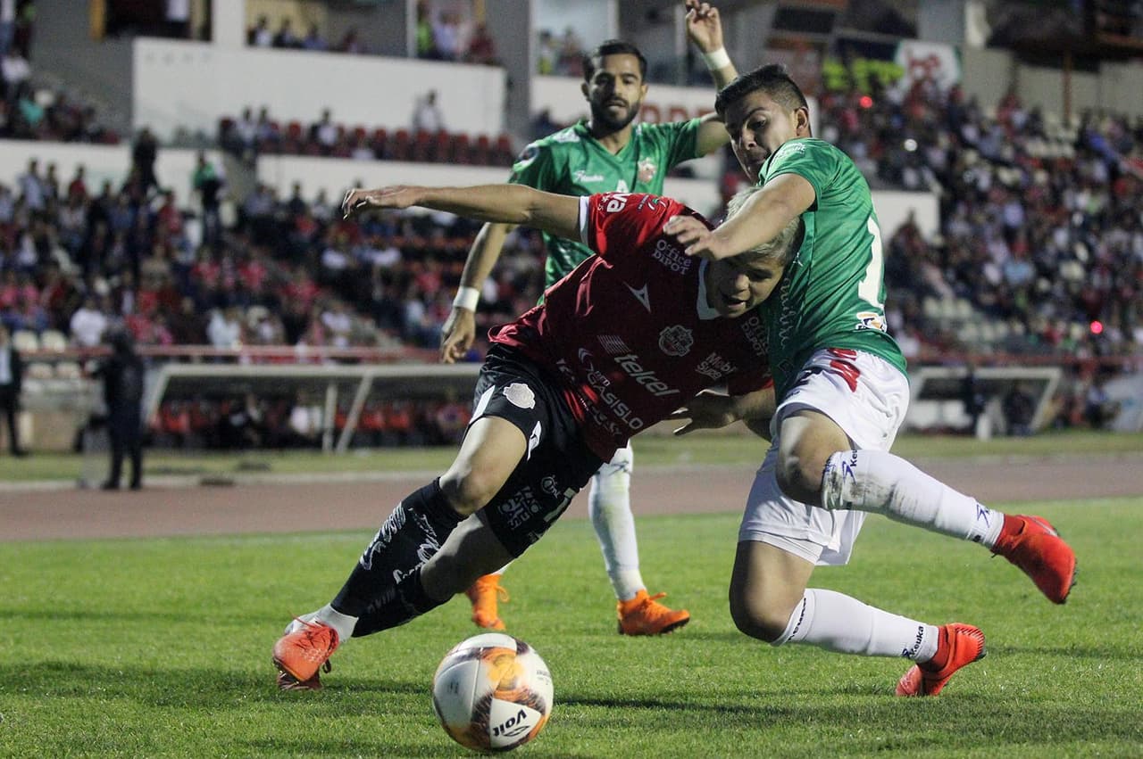 Oaxaca no propuso un juego ofensivo y se mantuvieron lejos de encontrar otro gol que los colocara en la siguiente fase; por su parte, Zacatecas no dejó de insistir en la búsqueda del gol.